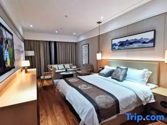 Deluxe Double room (full double bed)