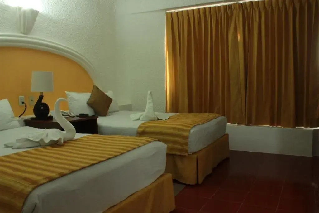 Standard Double room (full double bed)