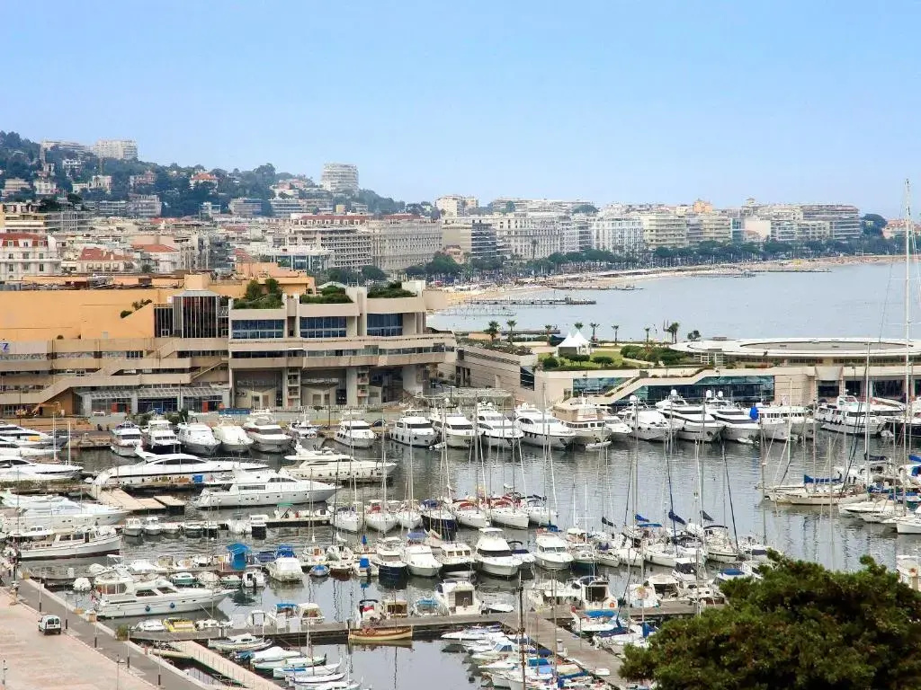 Novotel Suites Cannes Centre - 2