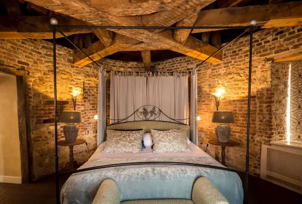 Superior Double Suite (full double bed)
