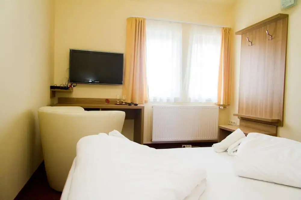 Corvina-Restaurant - Chambres