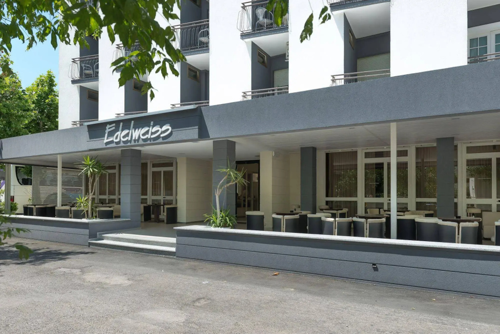 Hotel Edelweiss