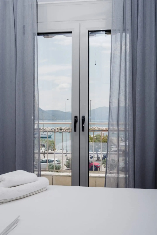 Apartment with sea view