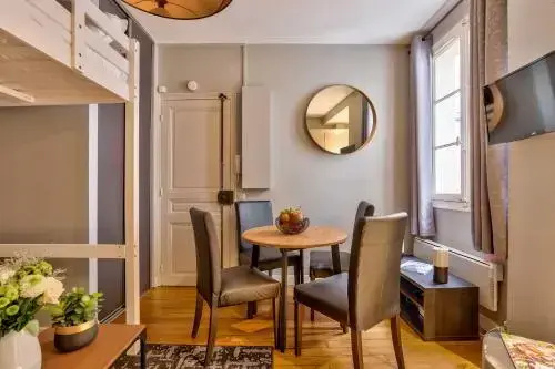 48-Loft Flat Paris Marais 3g