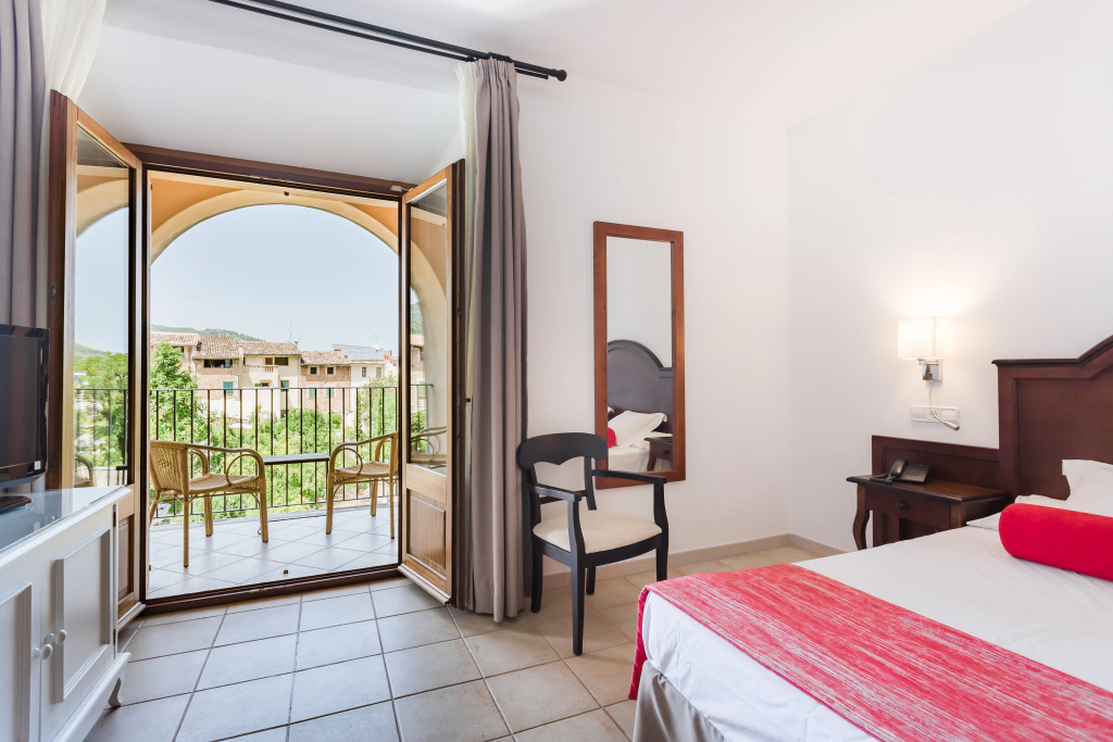 Hotel Ca'l Bisbe by null