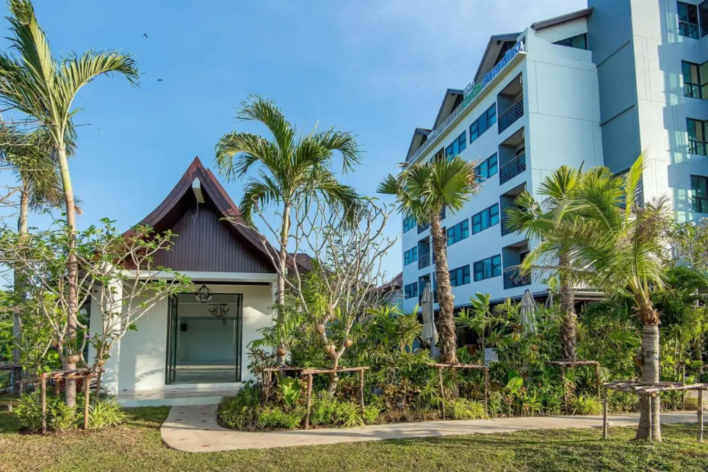 Coco Paradiso Phuket Hotel — фото