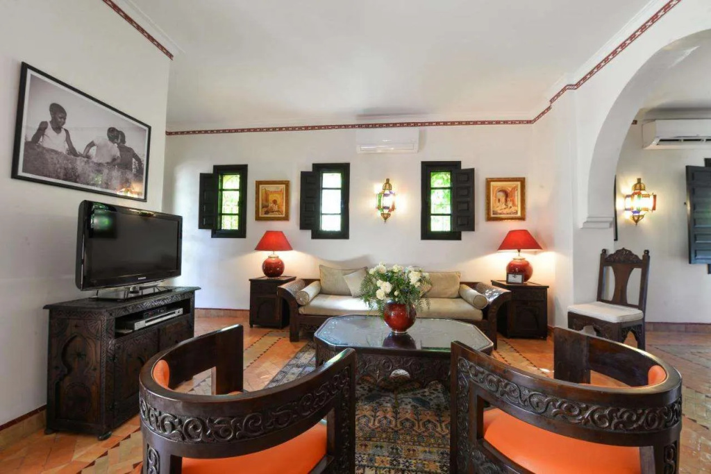 Hotel photo 12