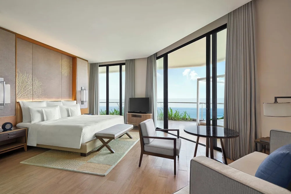 Intercontinental Phu Quoc Long Beach Resort