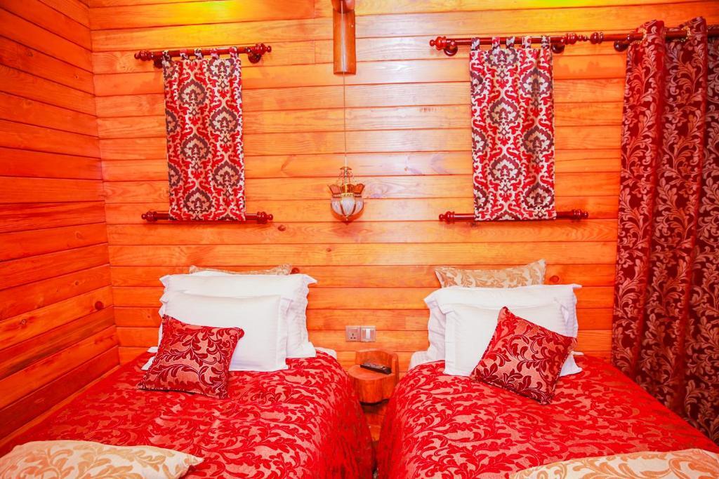 Queenswood Cottage