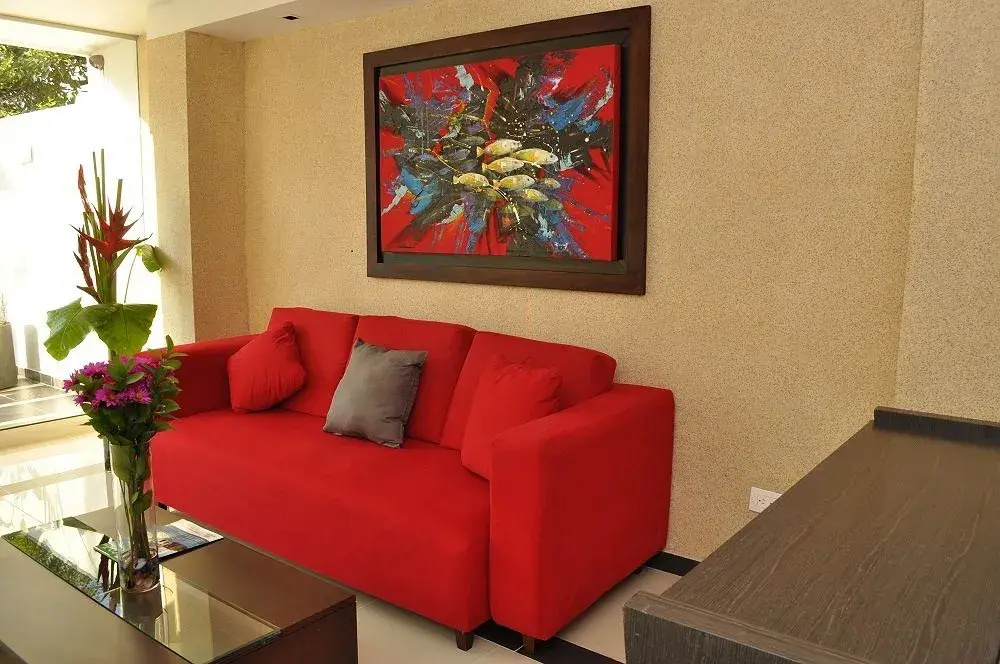 Lobby & Reception