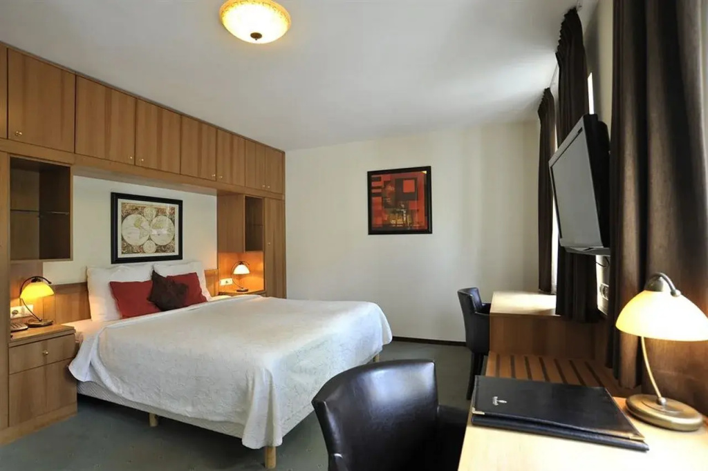 Hotel Mastbosch Breda - Général