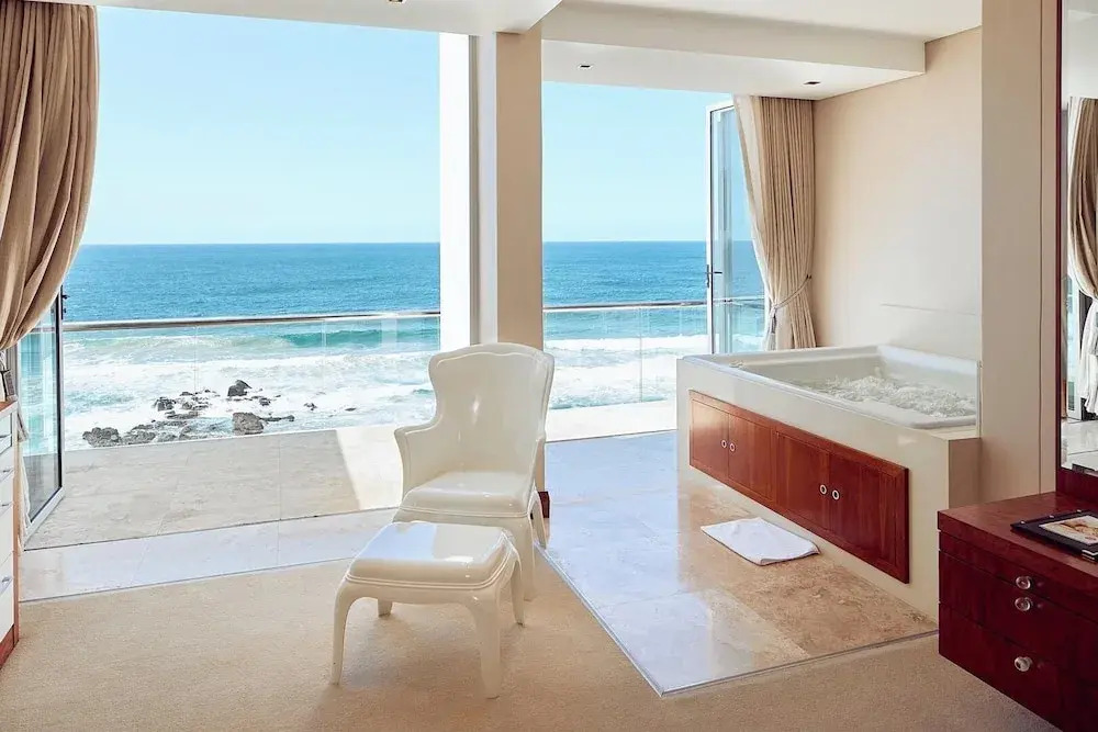 Penthouse 712 at La Montagne by First Private Stays - фото 24