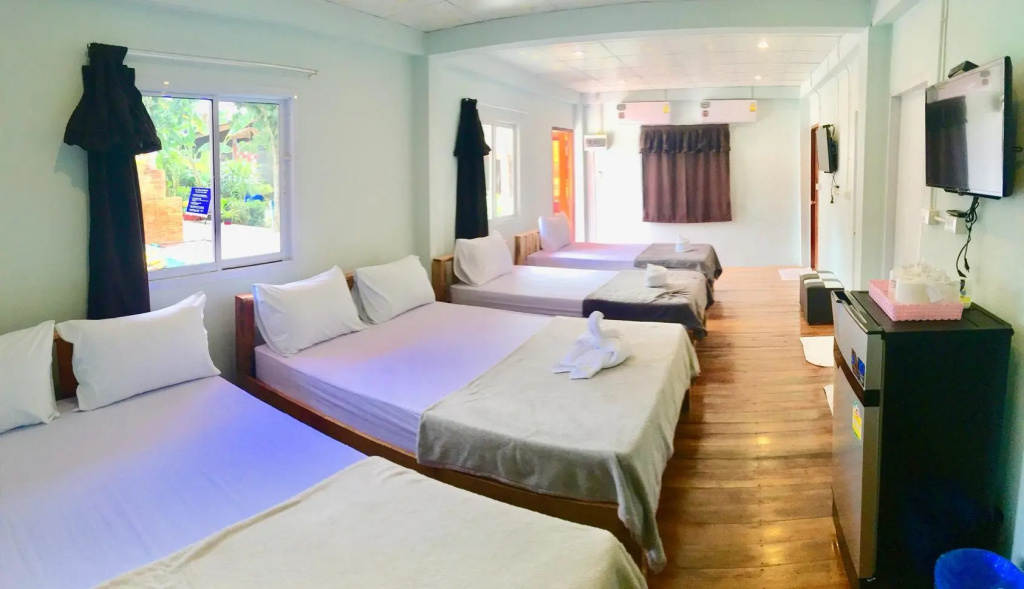 Subtawee Resort — 4
