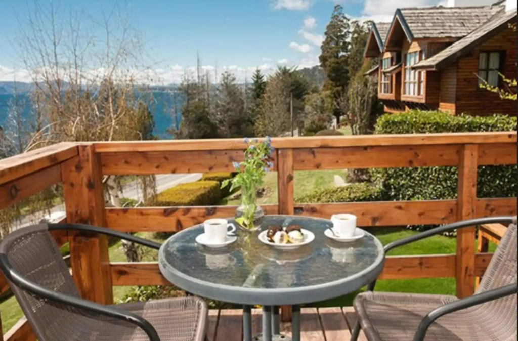 Balcony & Terrace