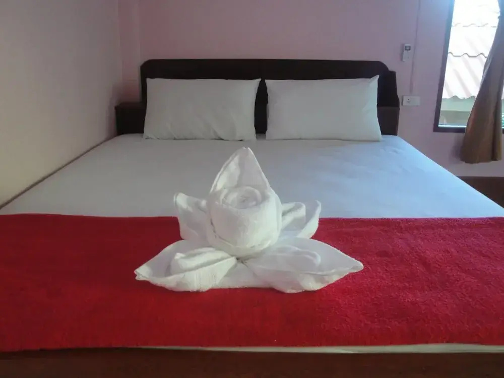 Standard Double room with balcony (full double bed)