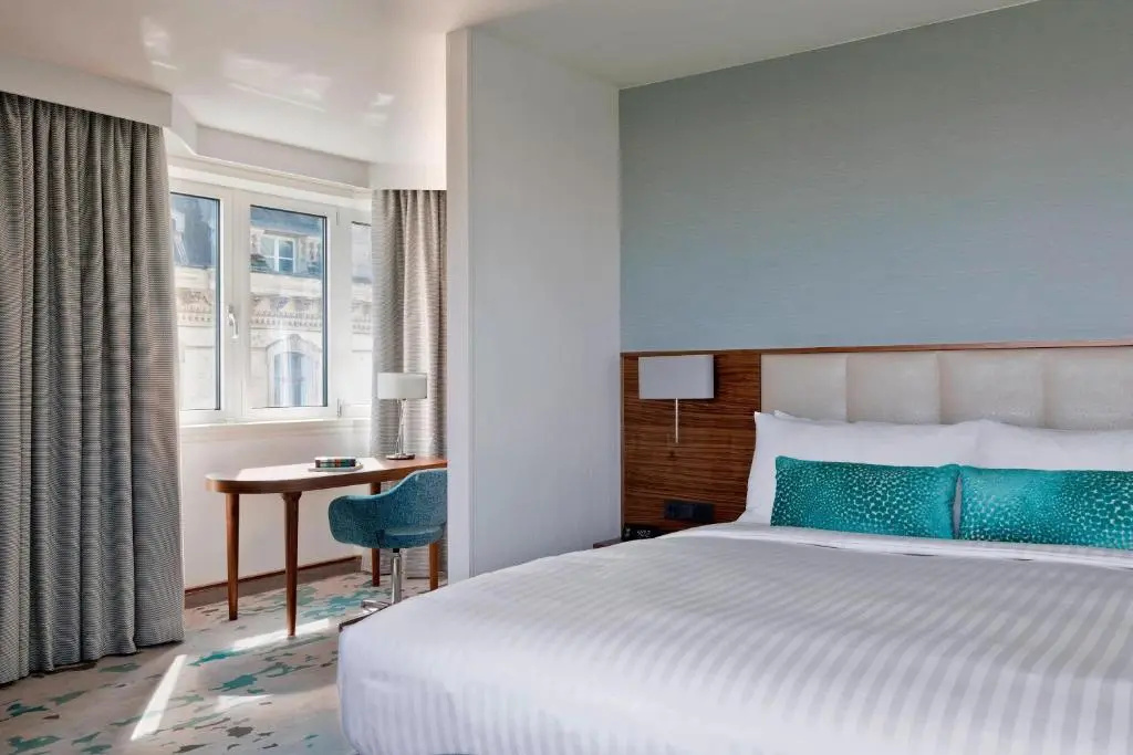 M Club Lounge Access Double Junior Suite (twin beds)