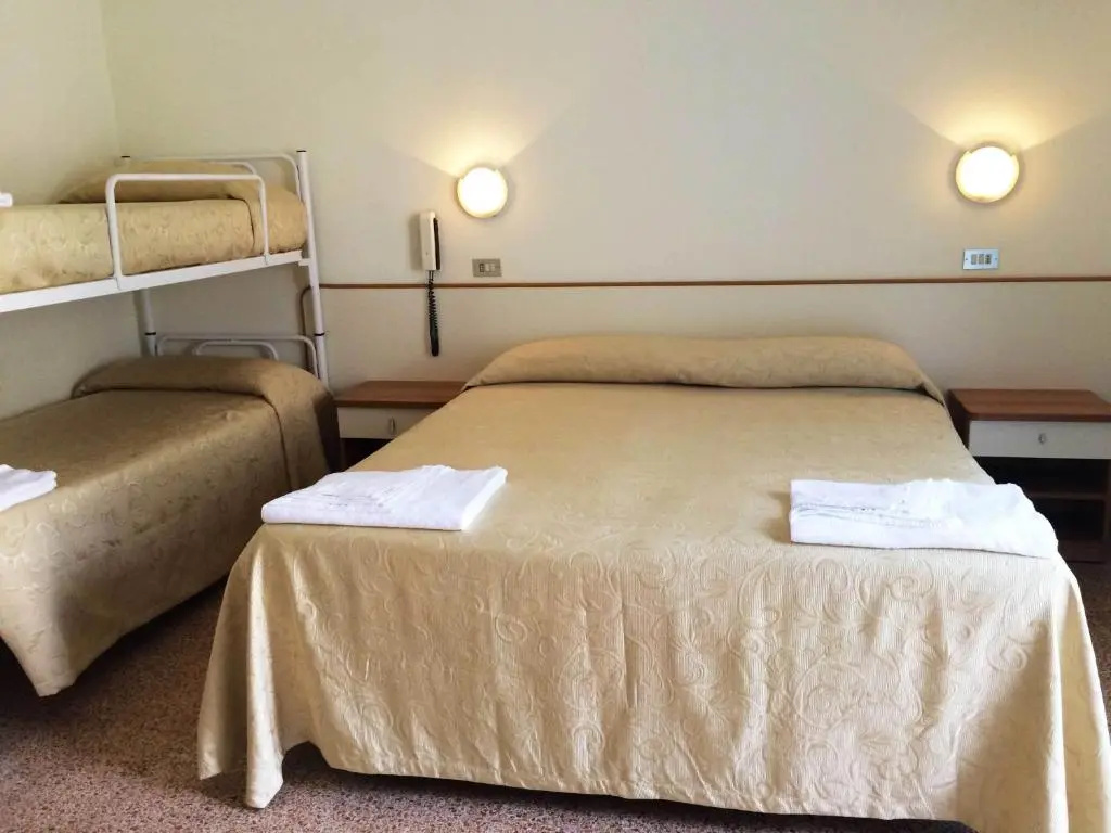 Hotel Bruna BB - Chambres