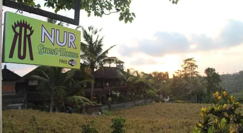 Nur Guest House