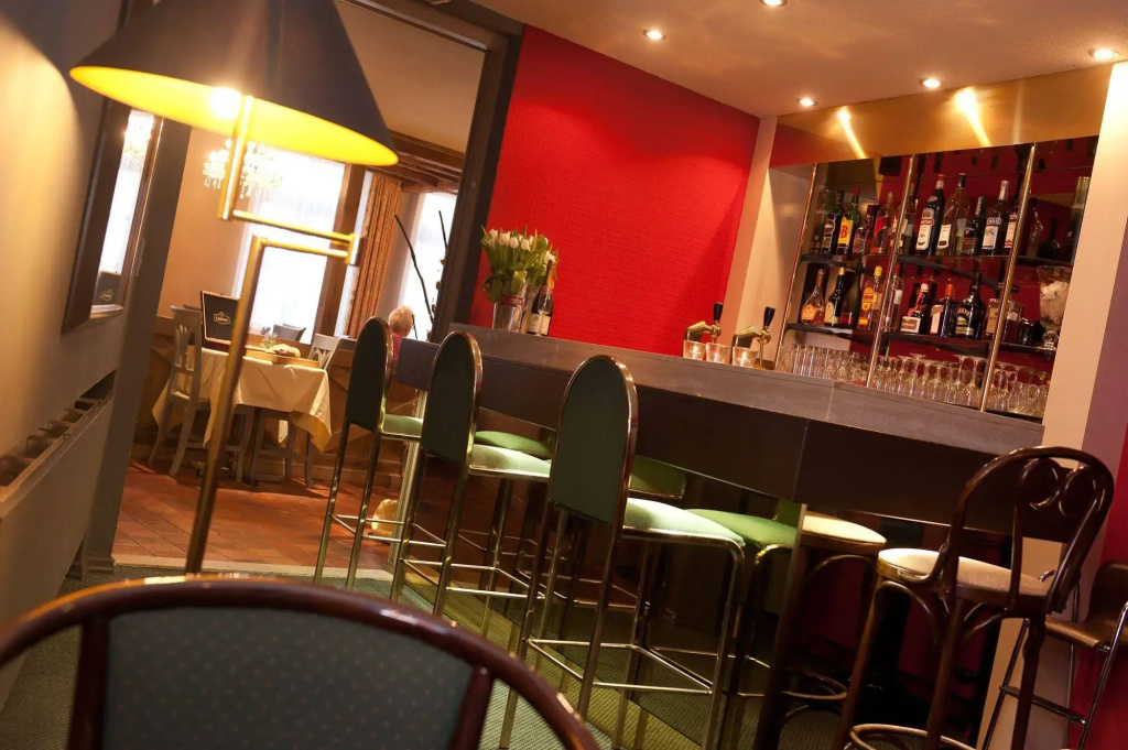 Hotel photo 12