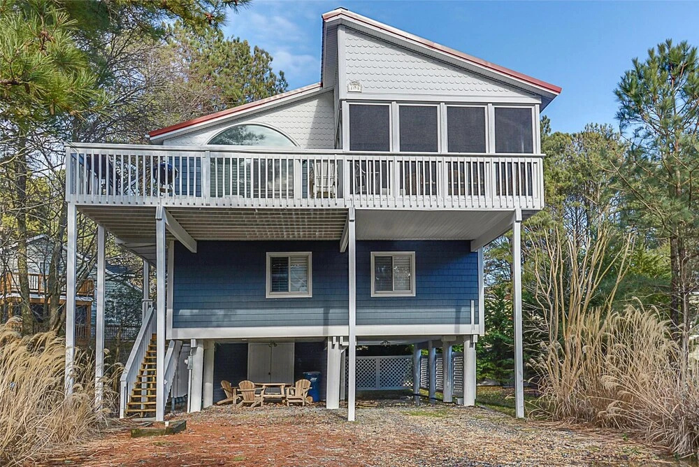 101 Elizabeth Ct S.b. by Long & Foster