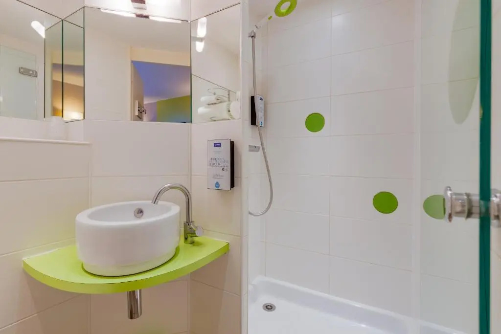 Hôtel Kyriad Lyon Est - Chambres