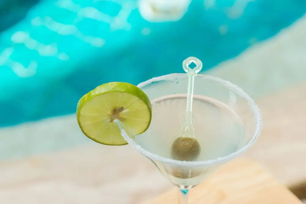 Food & Beverage