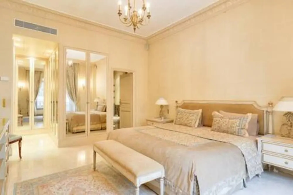 Royal Montaigne in Paris