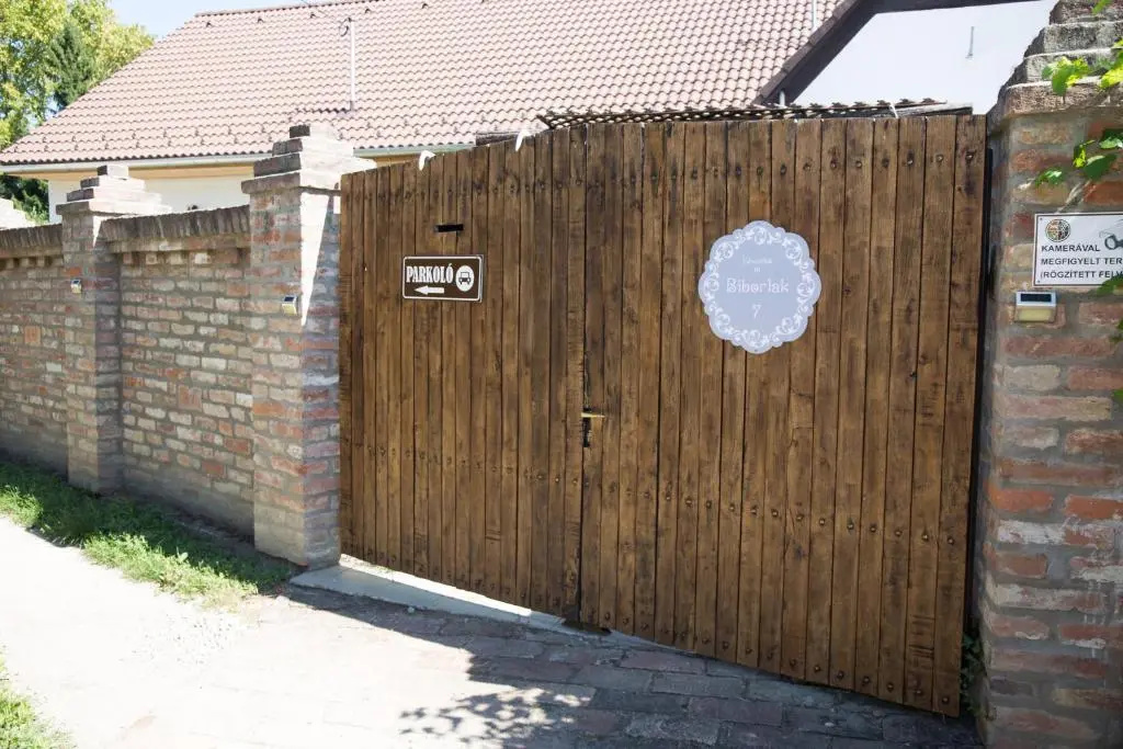 Bíborlak 7