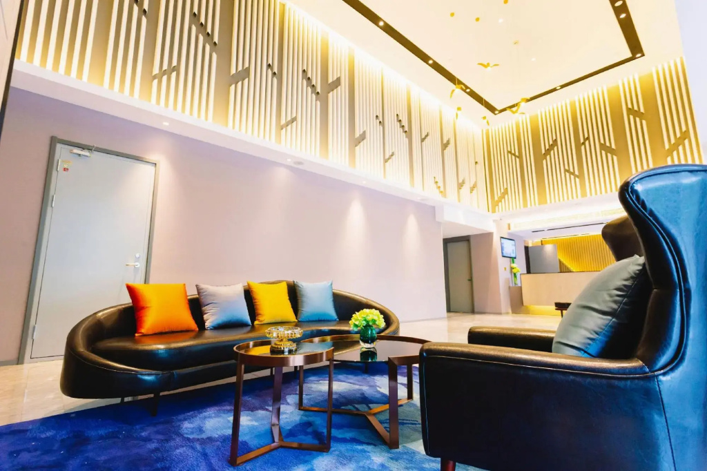 Homeinn Selected Hotel (Dongying Dongcheng Yunhe Road Food Street Municipal Government)