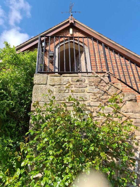 Lyde Cross Coach House