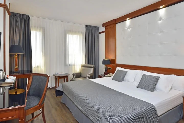 Best Western Premier CMC Girona - Chambres