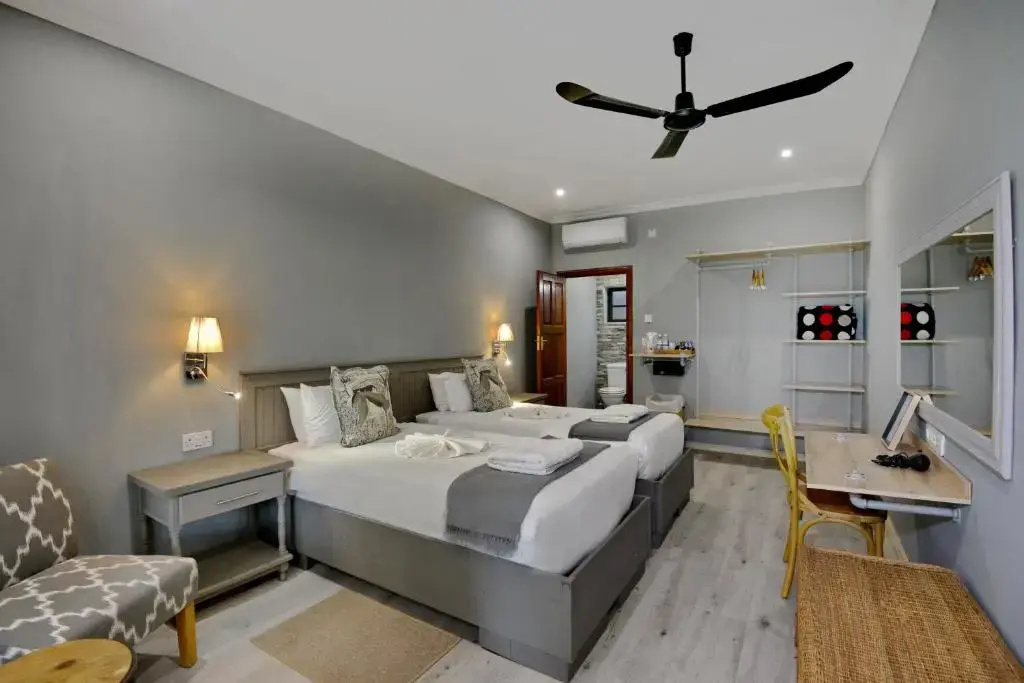 Standard Double room (twin beds)