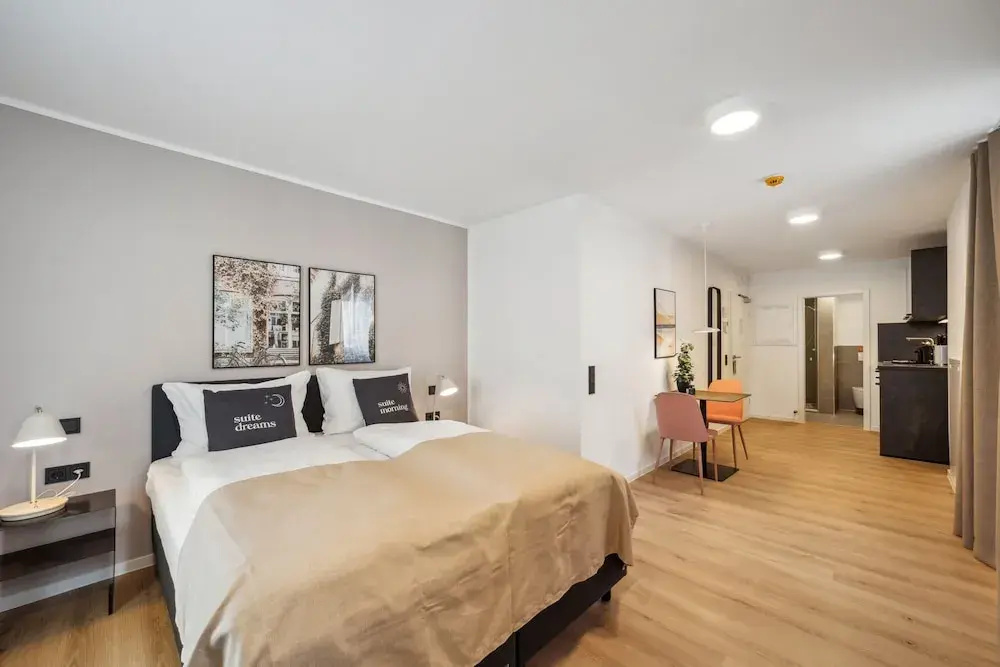 Suite with balcony