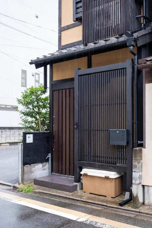 Inu to Neko ni Yasashii Oyado Kyoto 2F