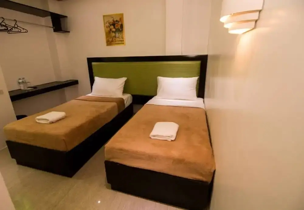 Deluxe Double room (twin beds)