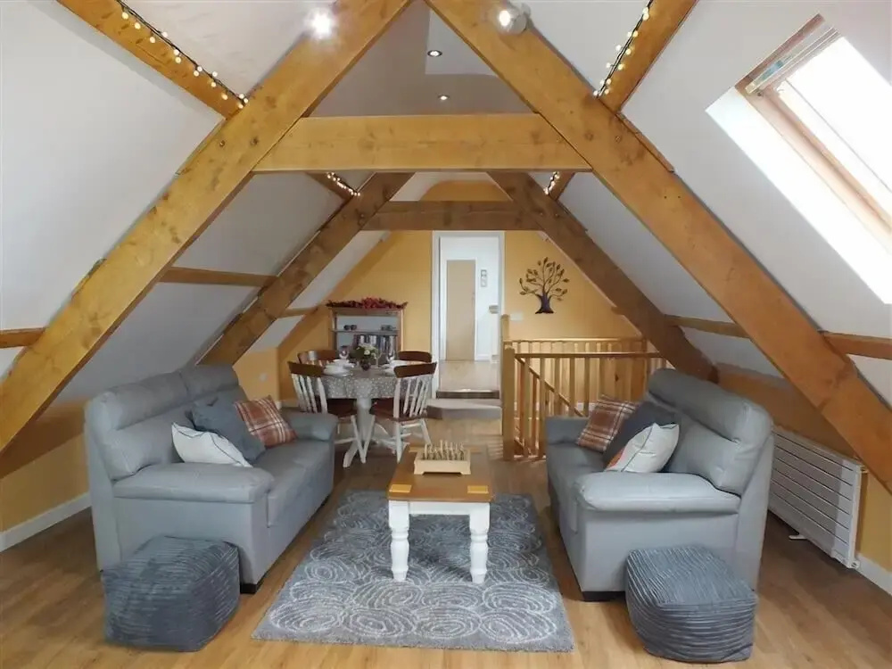 Pond Cottage