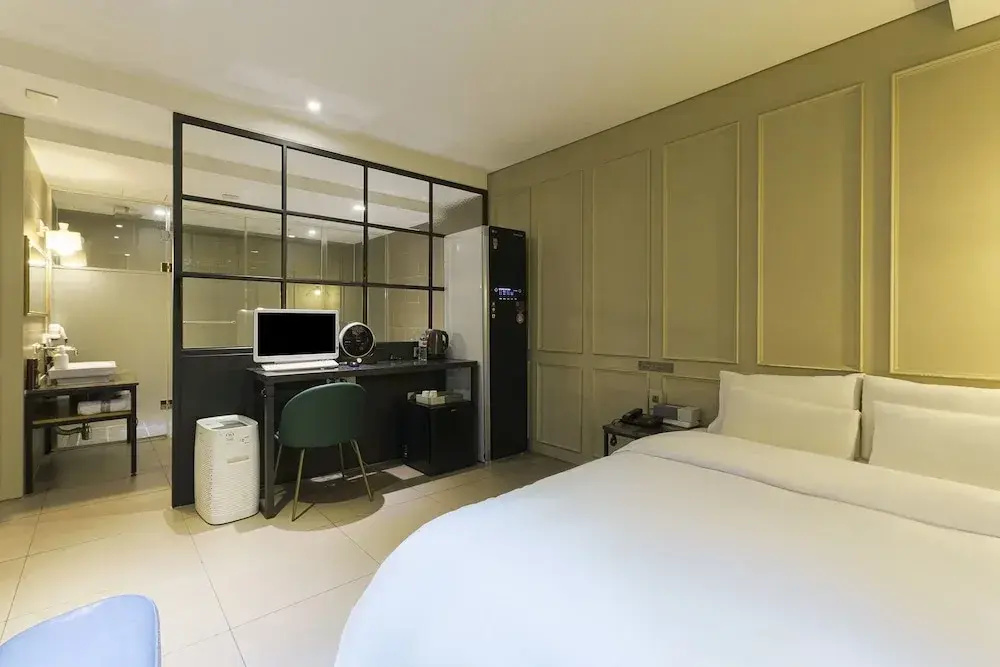 Premium room