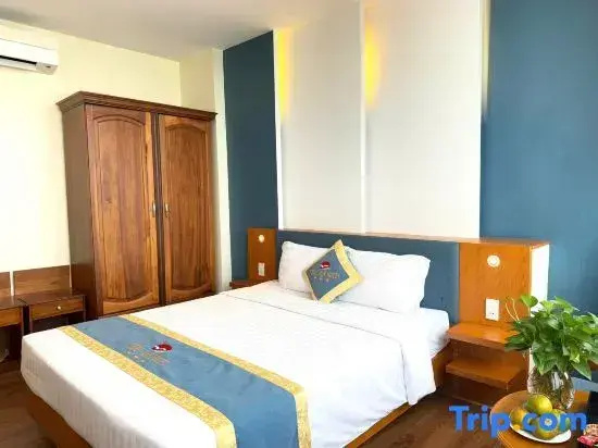 Deluxe Double room with sea view (full double bed)