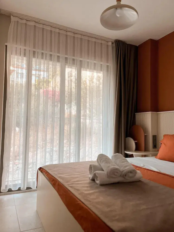 Luxury room with mountain view