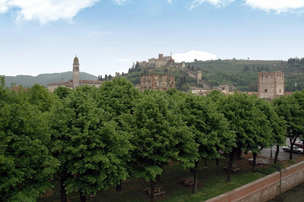 Hotel photo 26