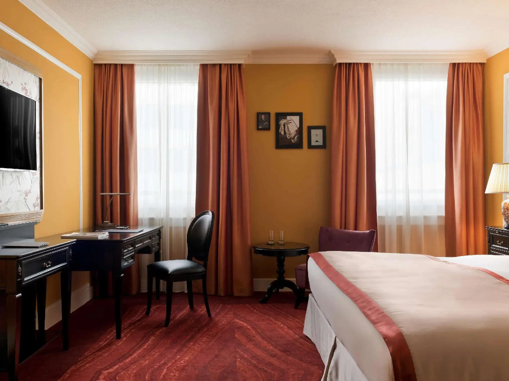 HOTEL ROTARY GENEVA MGALLERY - Tap to explore photos