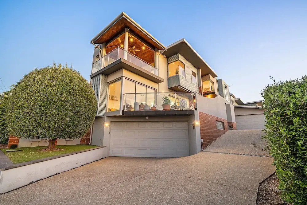 Designer Luxury 3brd - Epic Views - South Perth
