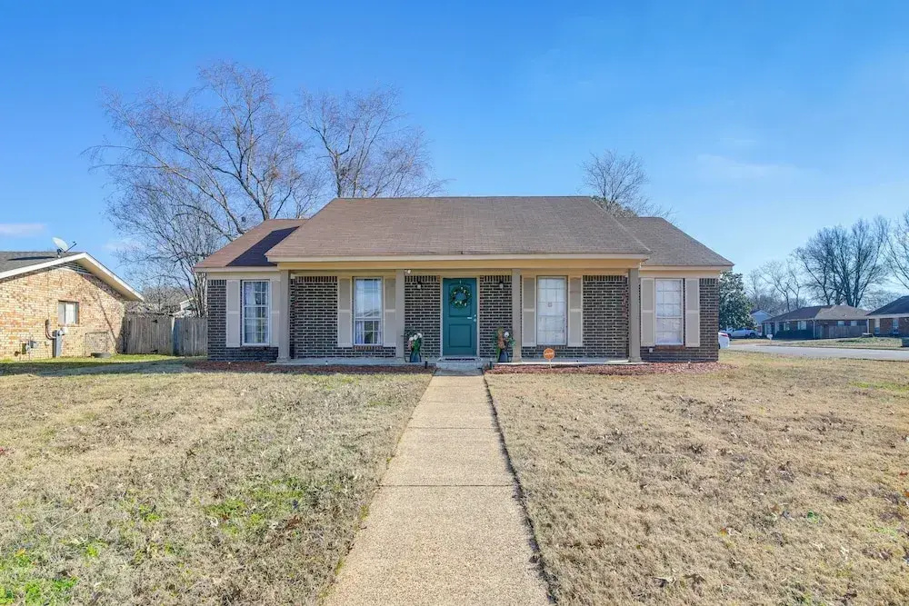 4 Mi to Shelby Farms Park: Memphis Home w/ Patio!