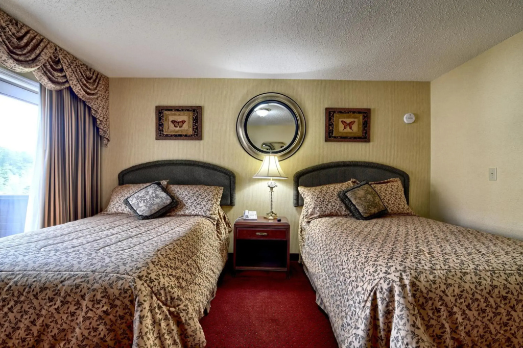 Roosevelt Inn and Suites Saratoga Springs - фото 34