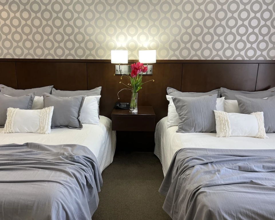 Superior Quadruple room