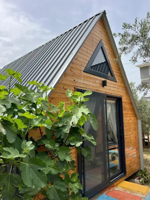 Bungalow