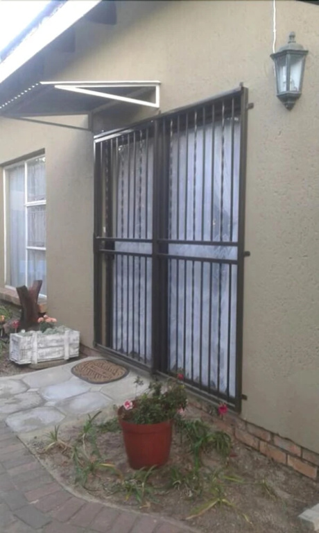 Allen Grove Self Catering