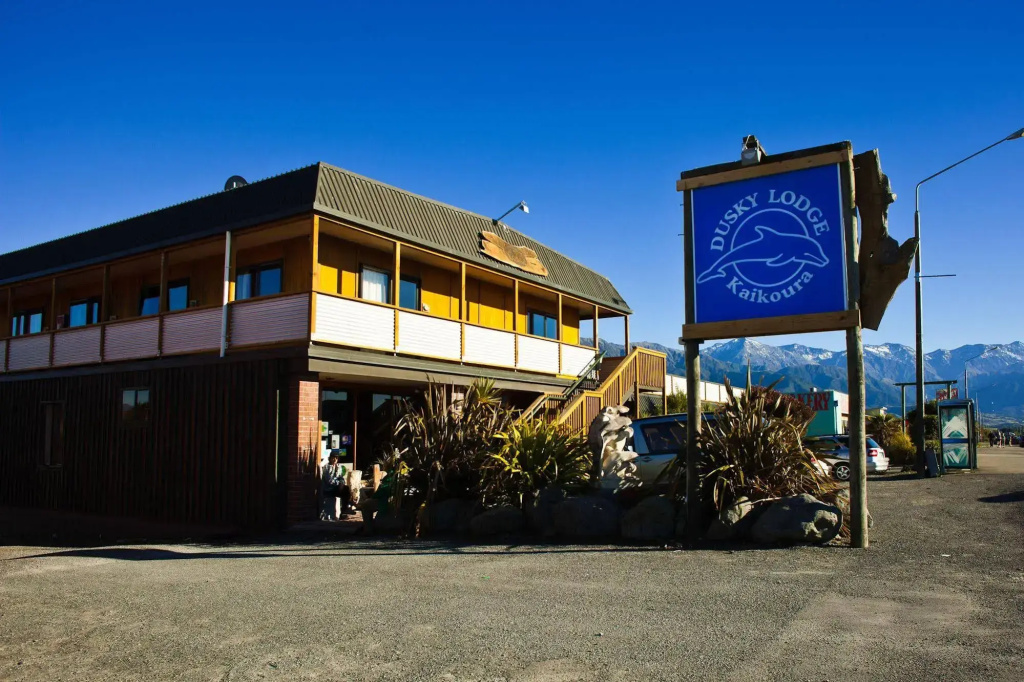 Dusky Lodge - Hostel