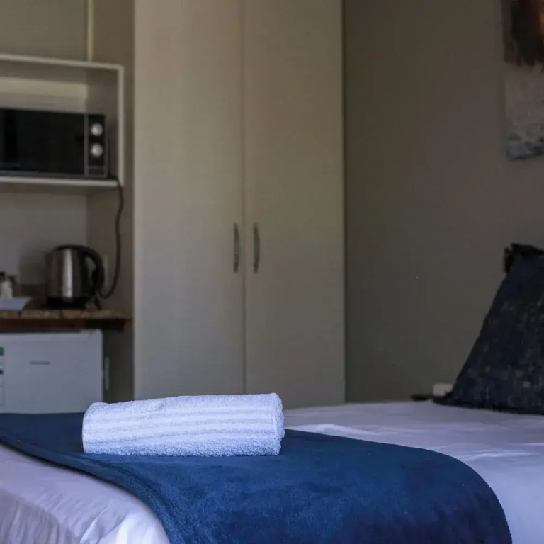Executive Double room with sea view (full double bed)
