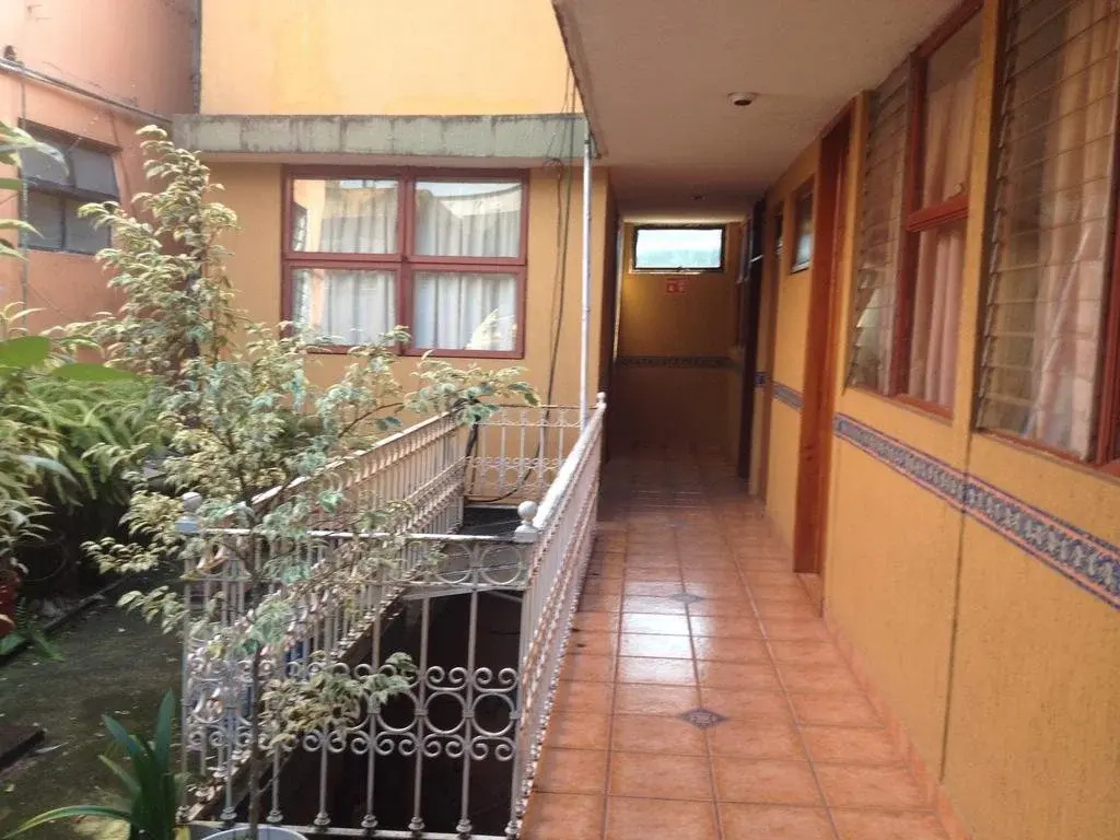 Hotel photo 1